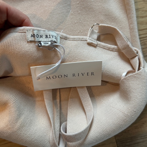 MOON RIVER Ribbed Maxi Dress - Picture 5 of 5